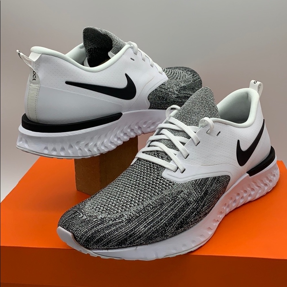 NIKE ODYSSEY REACT 2 FLYKNIT white/black men’s - Picture 5 of 16
